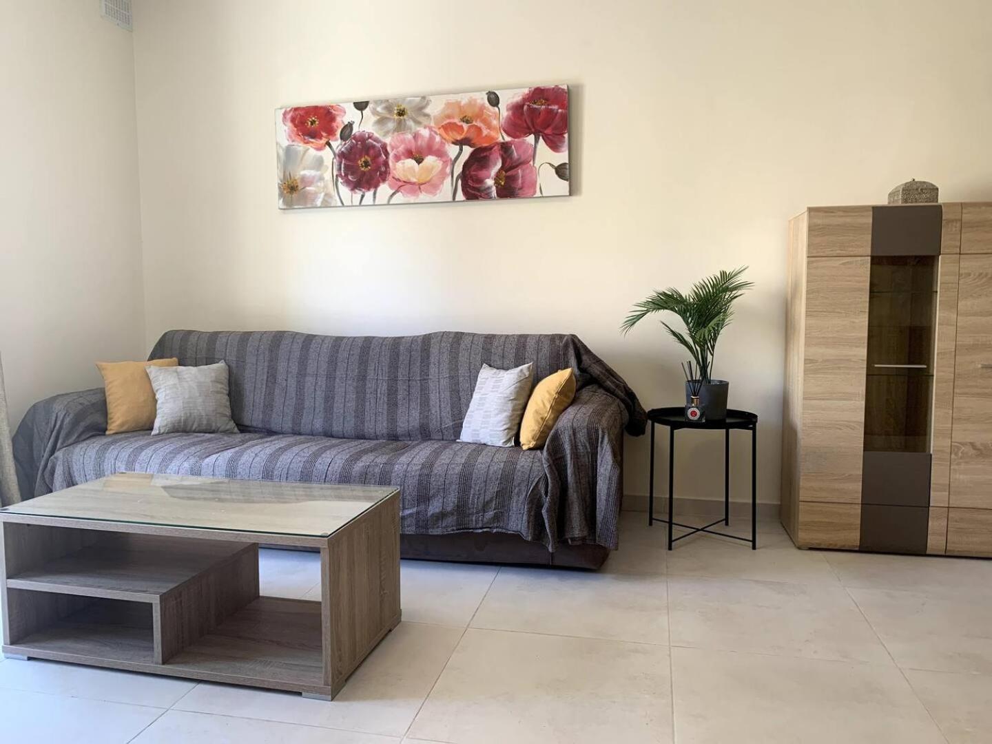 Cara Flats By Homely Mellieha Exterior foto